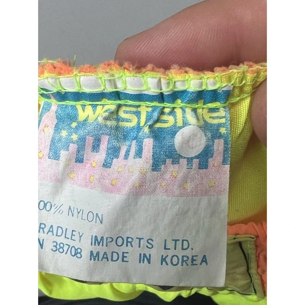 Vintage Wes Raise Surf Company Boy Shorts Boxing Yellow Nylon Retro Size 10‎